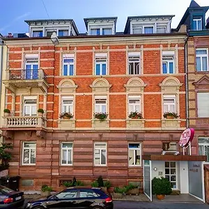 https://regina.hotelsheidelberg.net