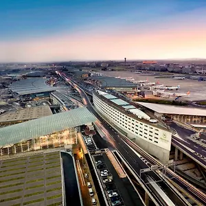 Sheraton Paris Charles De Gaulle Airport 4*, Roissy-en-France Francia